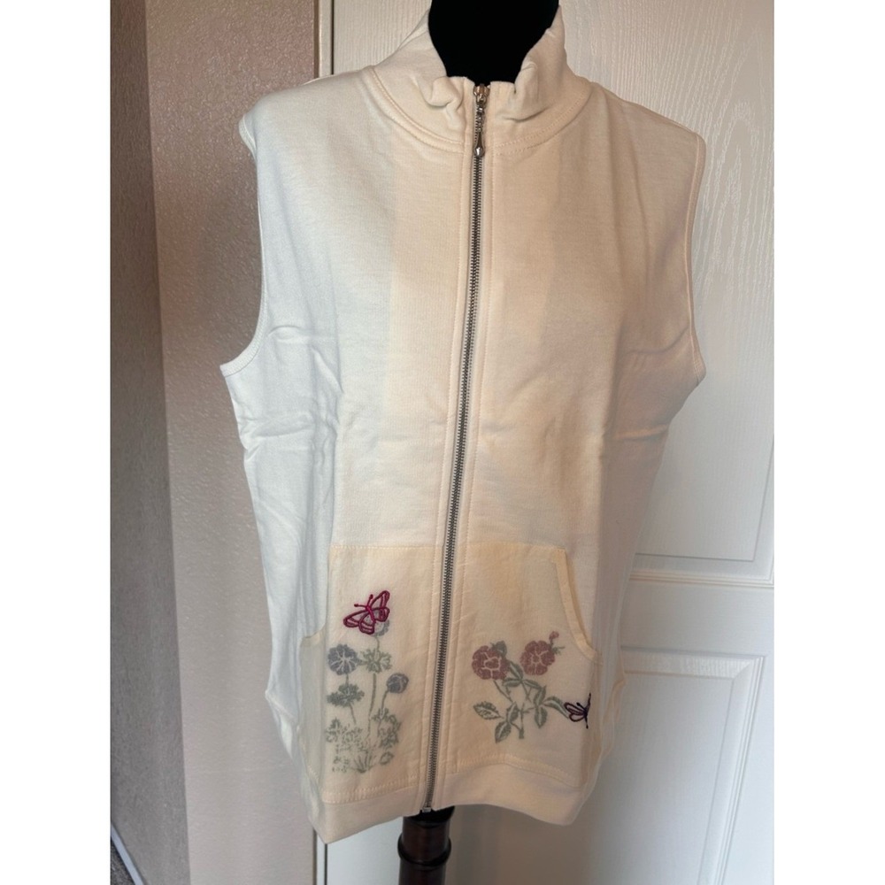 Vintage NWT Coldwater Creek Cream‎ Embroidered Full Zip Vest Size Medium